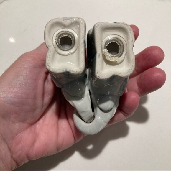 SALT & PEPPER  Shaker Intertwined Trunk Elephants Ceramic - Picture 6 of 7